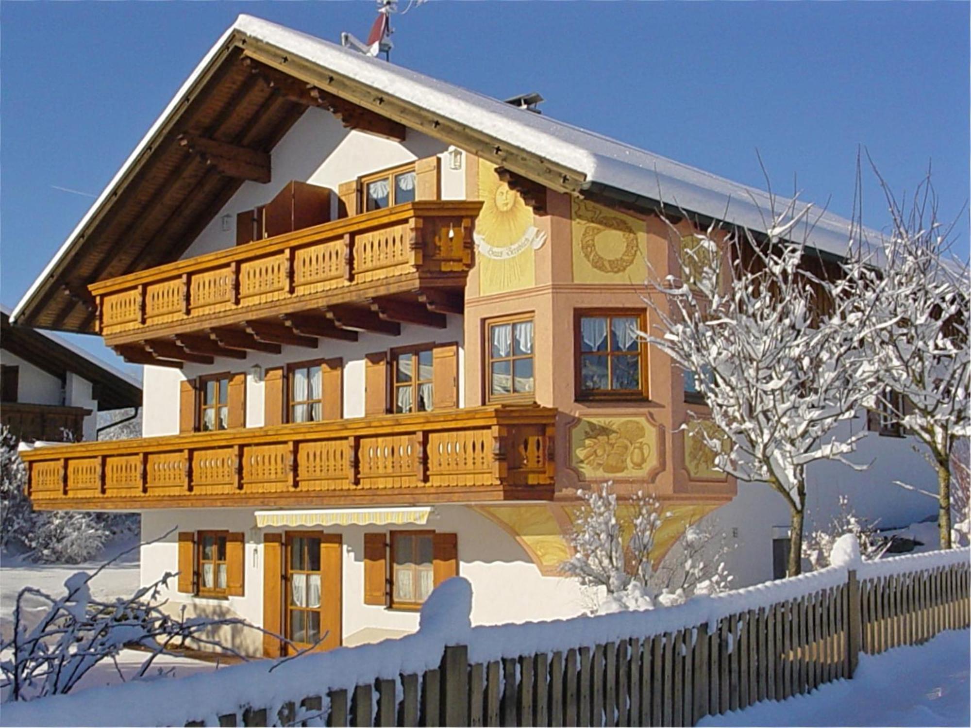 Apartment In The Allg U With View Of The Bavarian Alps Bernbeuren エクステリア 写真